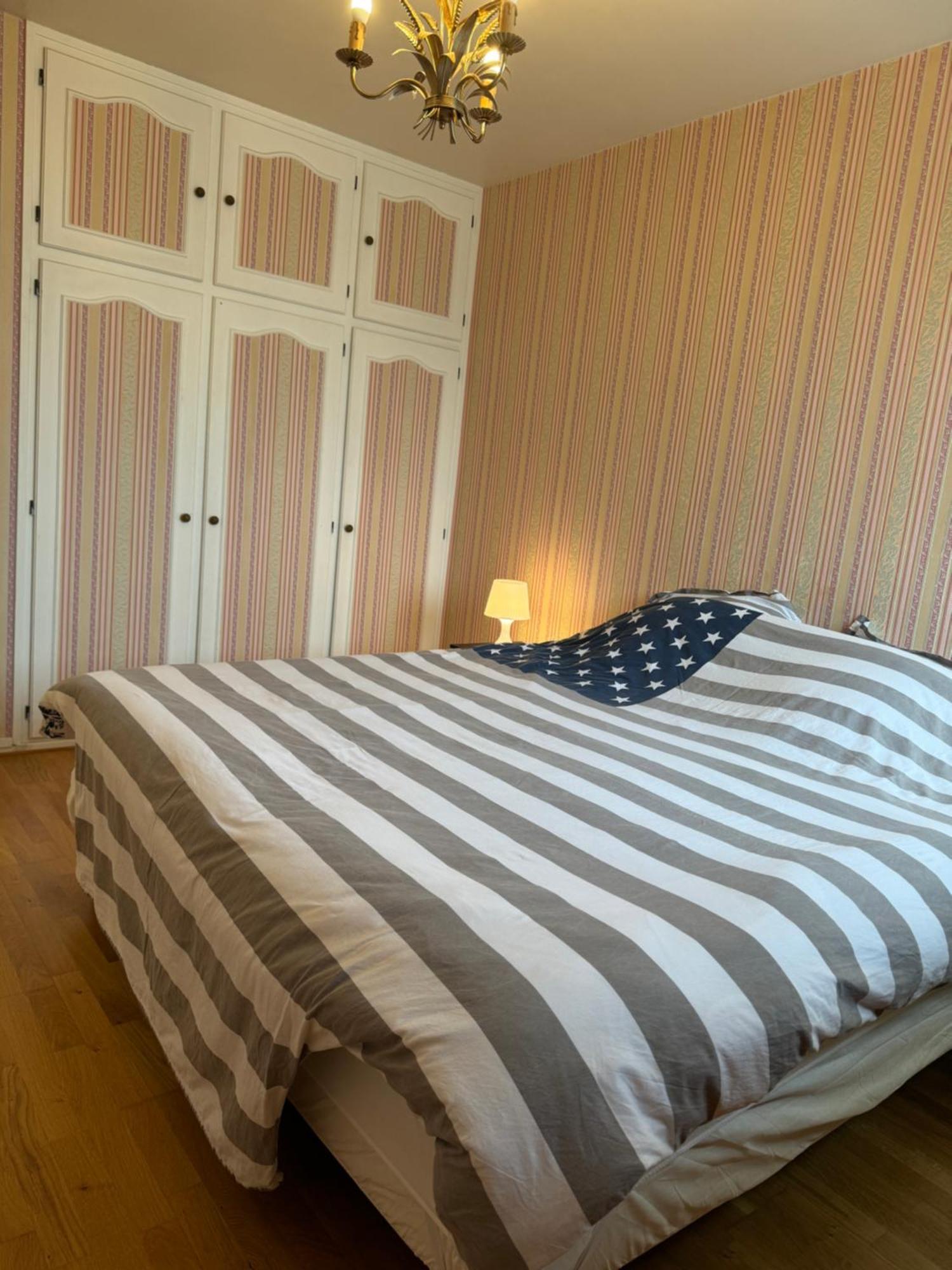 Les Clayes-Sous-Bois Appartement Periurbain De Paris Et Versailles מראה חיצוני תמונה